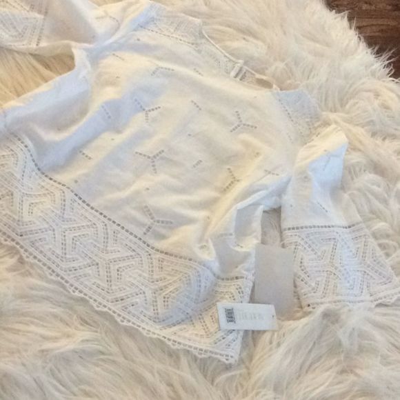 💞NORDSTROM Collection 💞stunning eyelet blouse - Picture 5 of 16